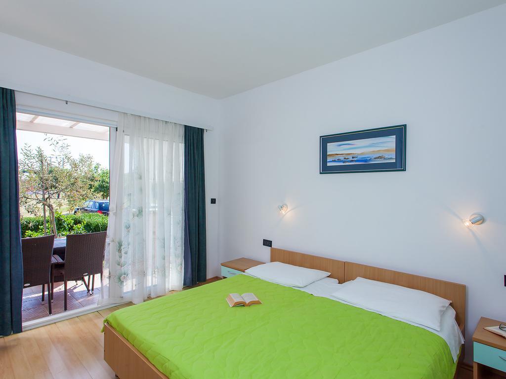 Apartments Villa Brioni I Fazana Bilik gambar